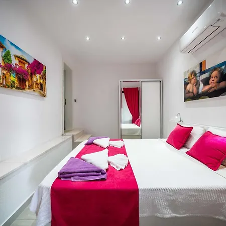 Hotel Therapy Aqua - Cocuk Havuzlu 4 Kisilik