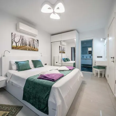Therapy Aqua - Cocuk Havuzlu 4 Kisilik Kaş